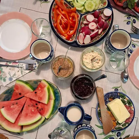 Malinowa Kuznia Bed & Breakfast 3*