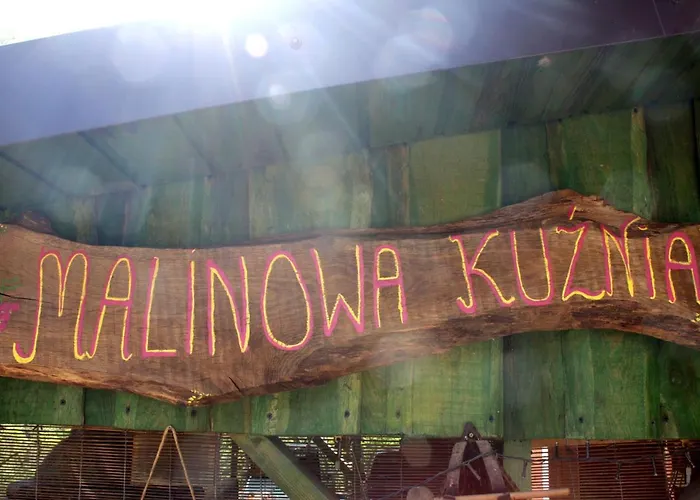 Malinowa Kuznia Bed & Breakfast 3*