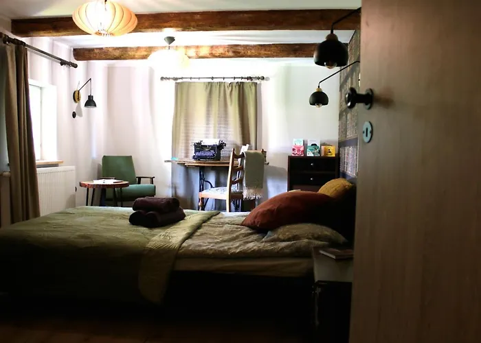 Malinowa Kuznia Bed & Breakfast